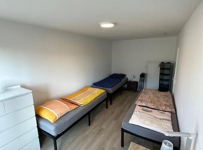 Nice, Big And With 2 Balconies Карлсруэ